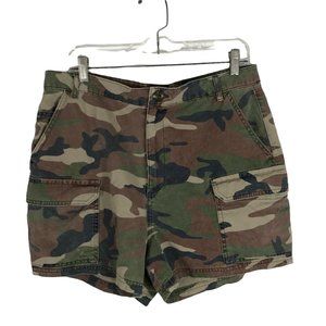 BDG Camo Cargo Shorts Women's Size W32 Urban Pockets Green Military High Rise